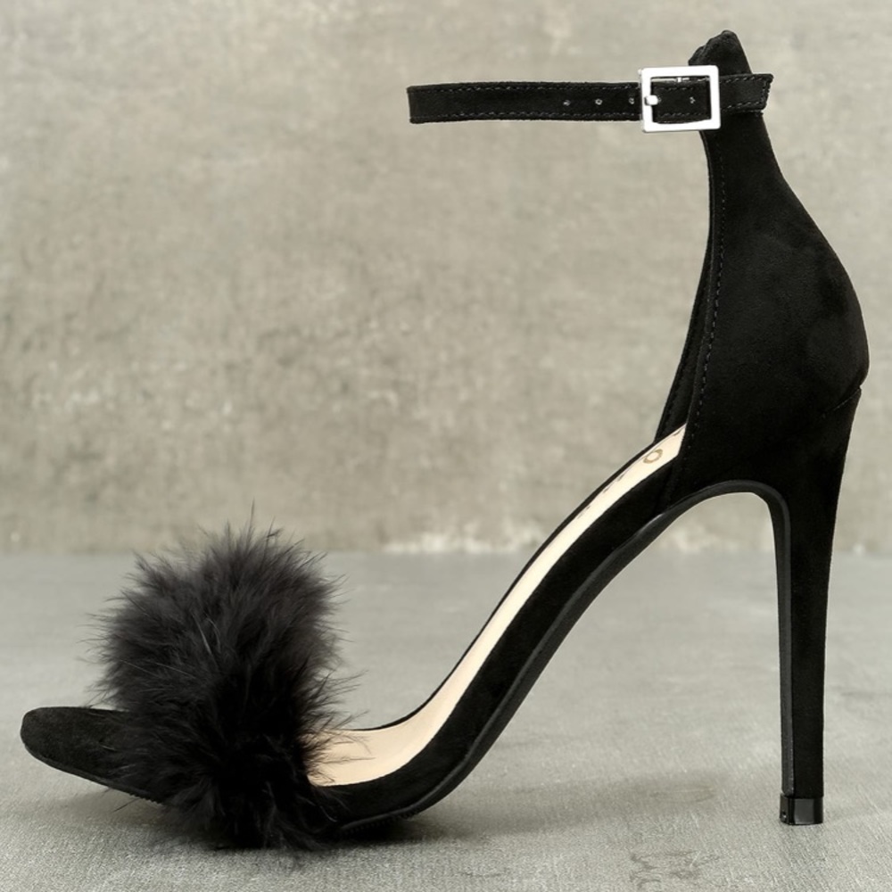 NWT Black Feathered Heels